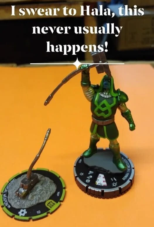 Ronan the Accuser #033 HeroClix Figure with Card with Universal Weapon #s004 Marvel Collector's Trove Chase